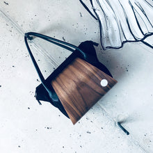 Laden Sie das Bild in den Galerie-Viewer, Casual Nuss