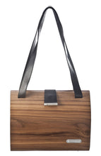 Laden Sie das Bild in den Galerie-Viewer, Classic Nuss